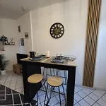 Les Fontaines Appartement *