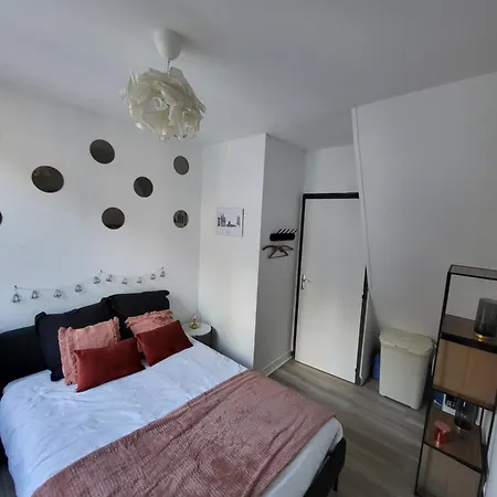 Les Fontaines Appartement *