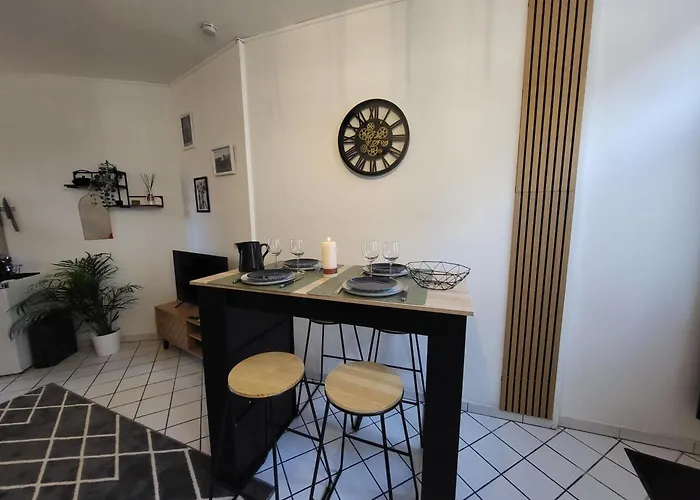 Les Fontaines Apartament *